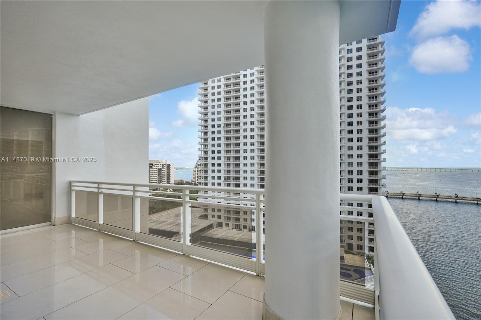 CARBONELL CONDO - Residential Lease