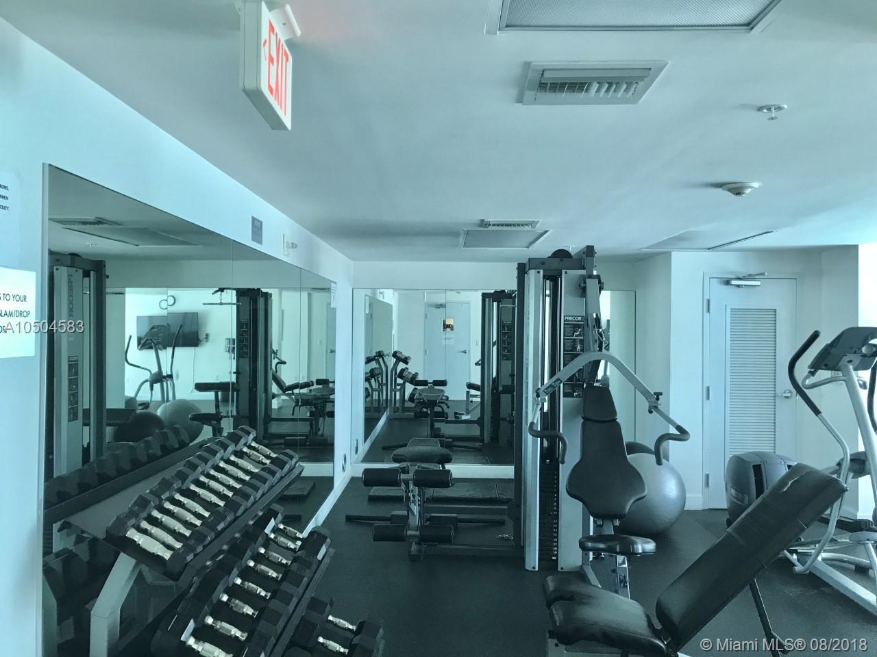 BRICKELL VIEW WEST - Residential