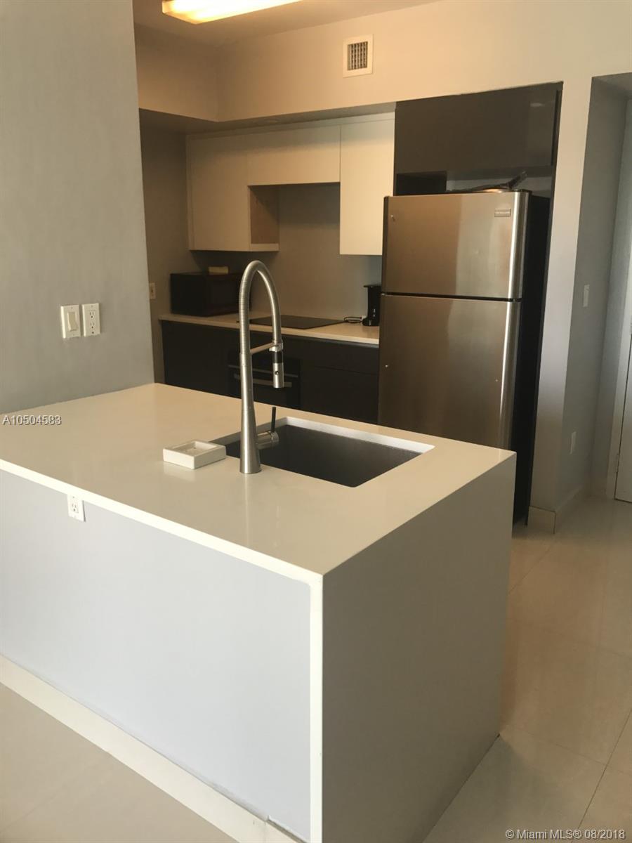 BRICKELL VIEW WEST - Residential