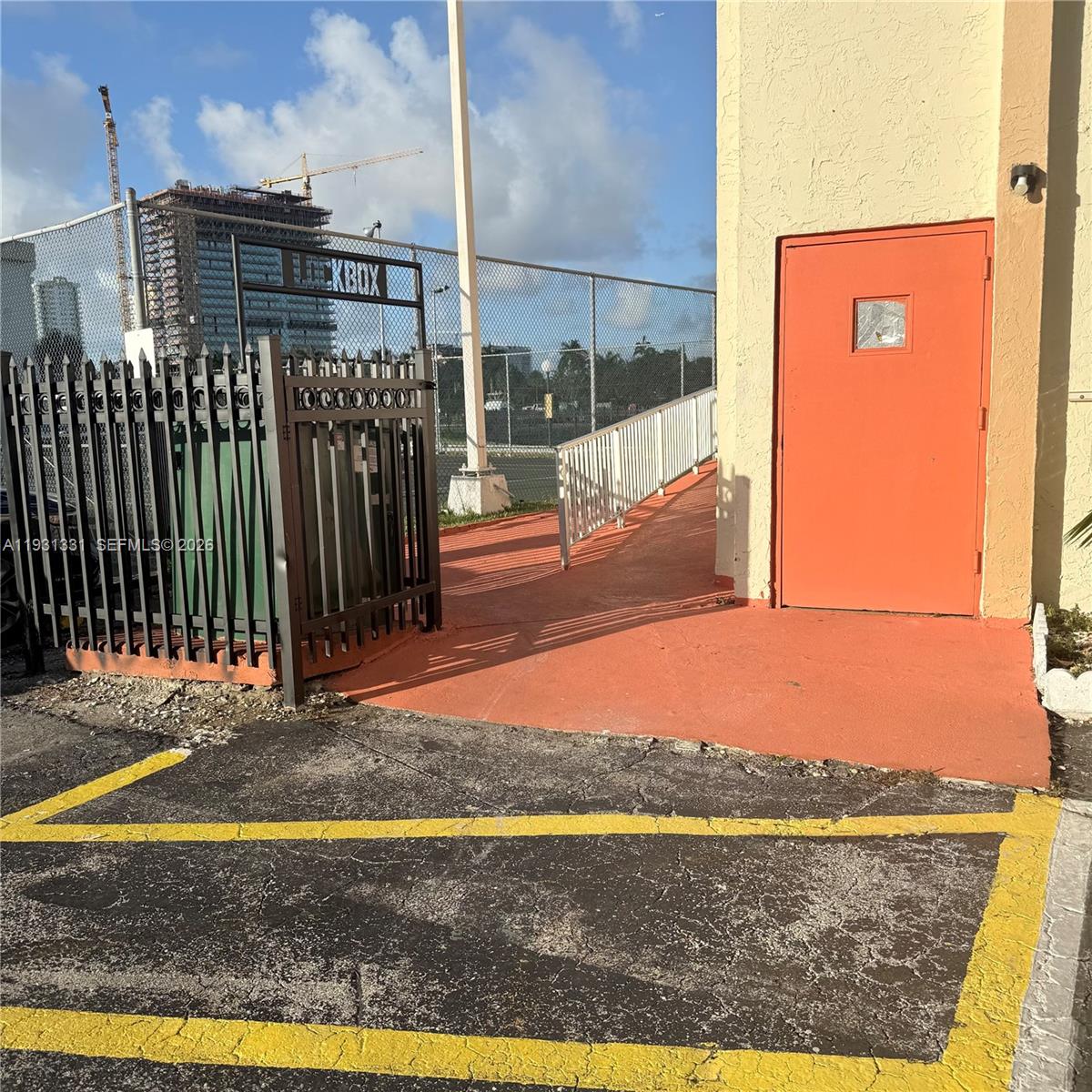 DESOTO PARK CONDO - Residential Lease