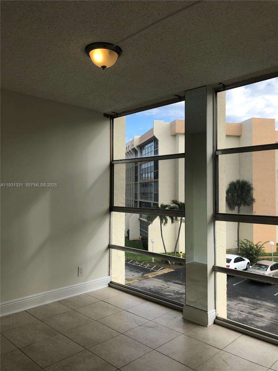 DESOTO PARK CONDO - Residential Lease