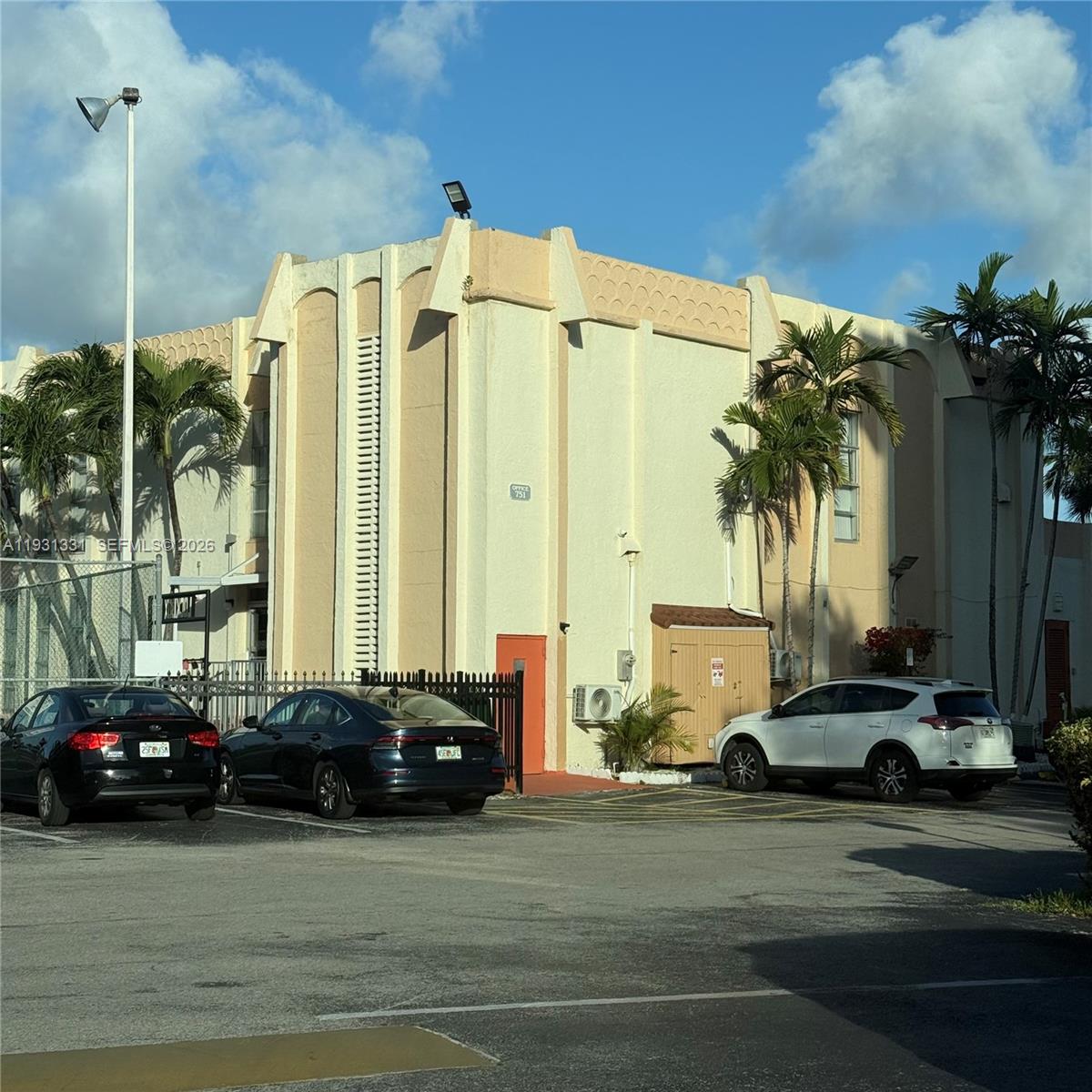 DESOTO PARK CONDO - Residential Lease