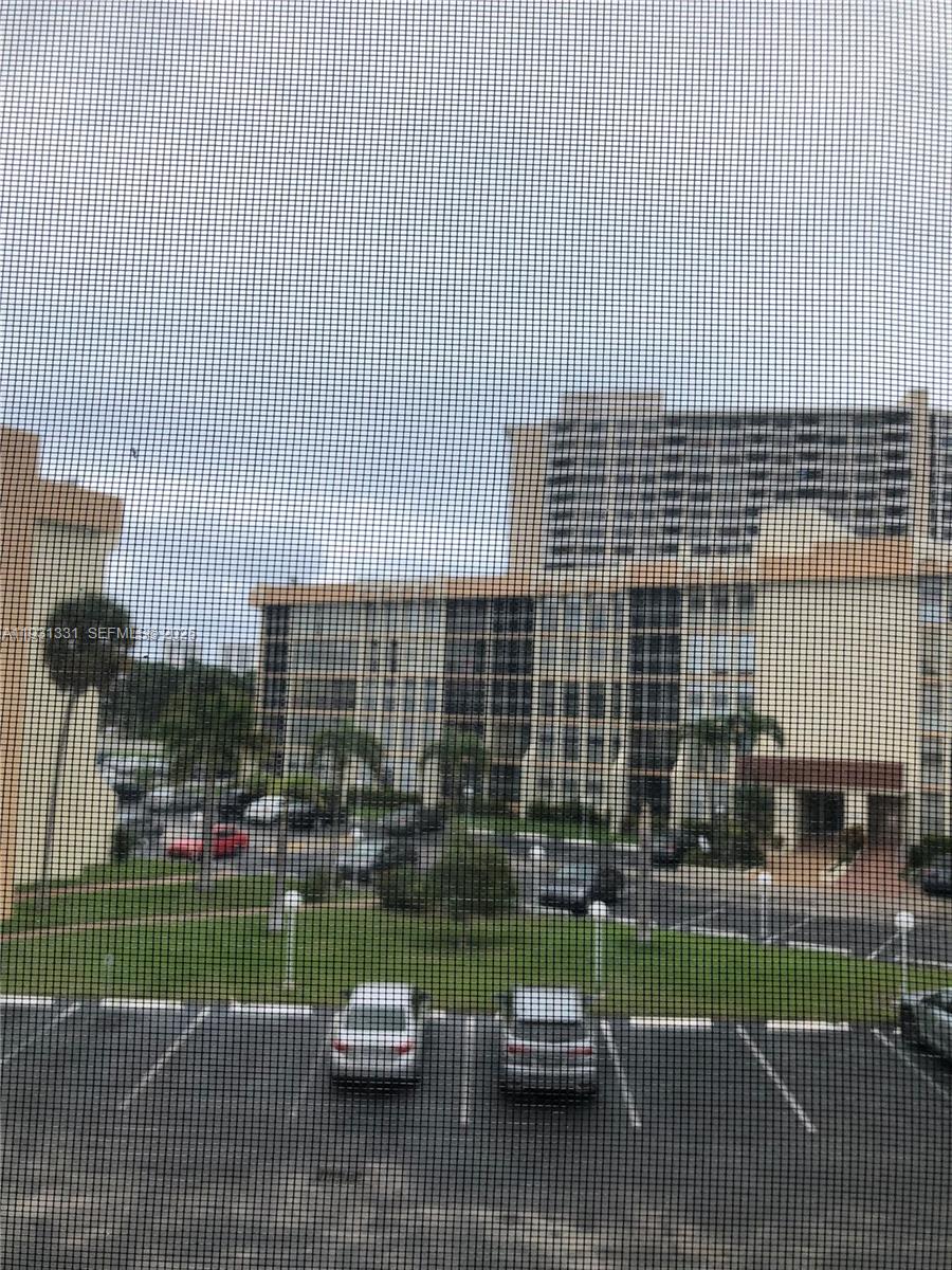 DESOTO PARK CONDO - Residential Lease