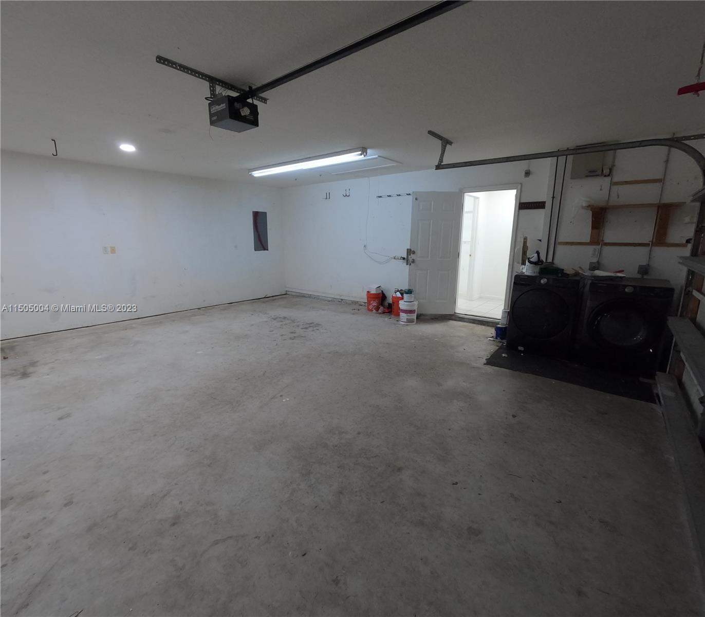 DELRAY GARDEN ESTATES 3 - Residential Lease