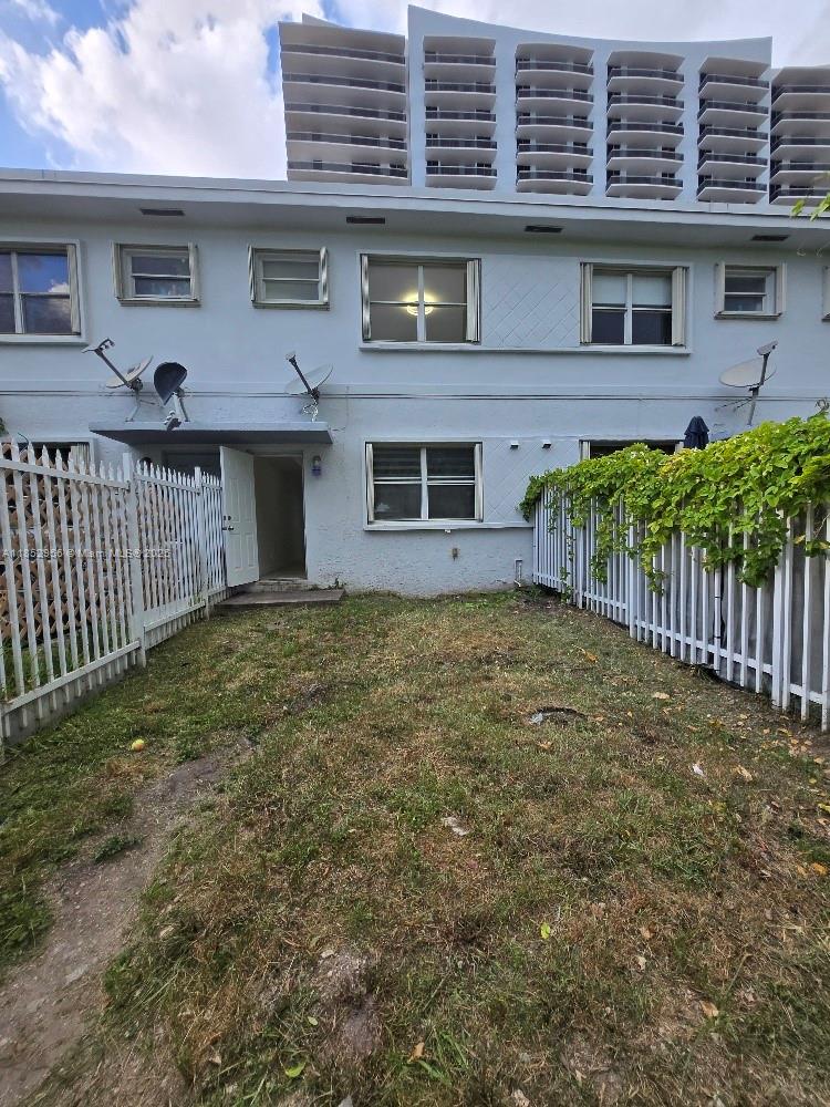 NORTH TREASURE TOWNHOMES - Residential Lease