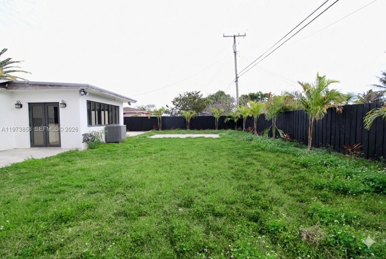 DIXIE ESTATES 1ST ADDN - Residential