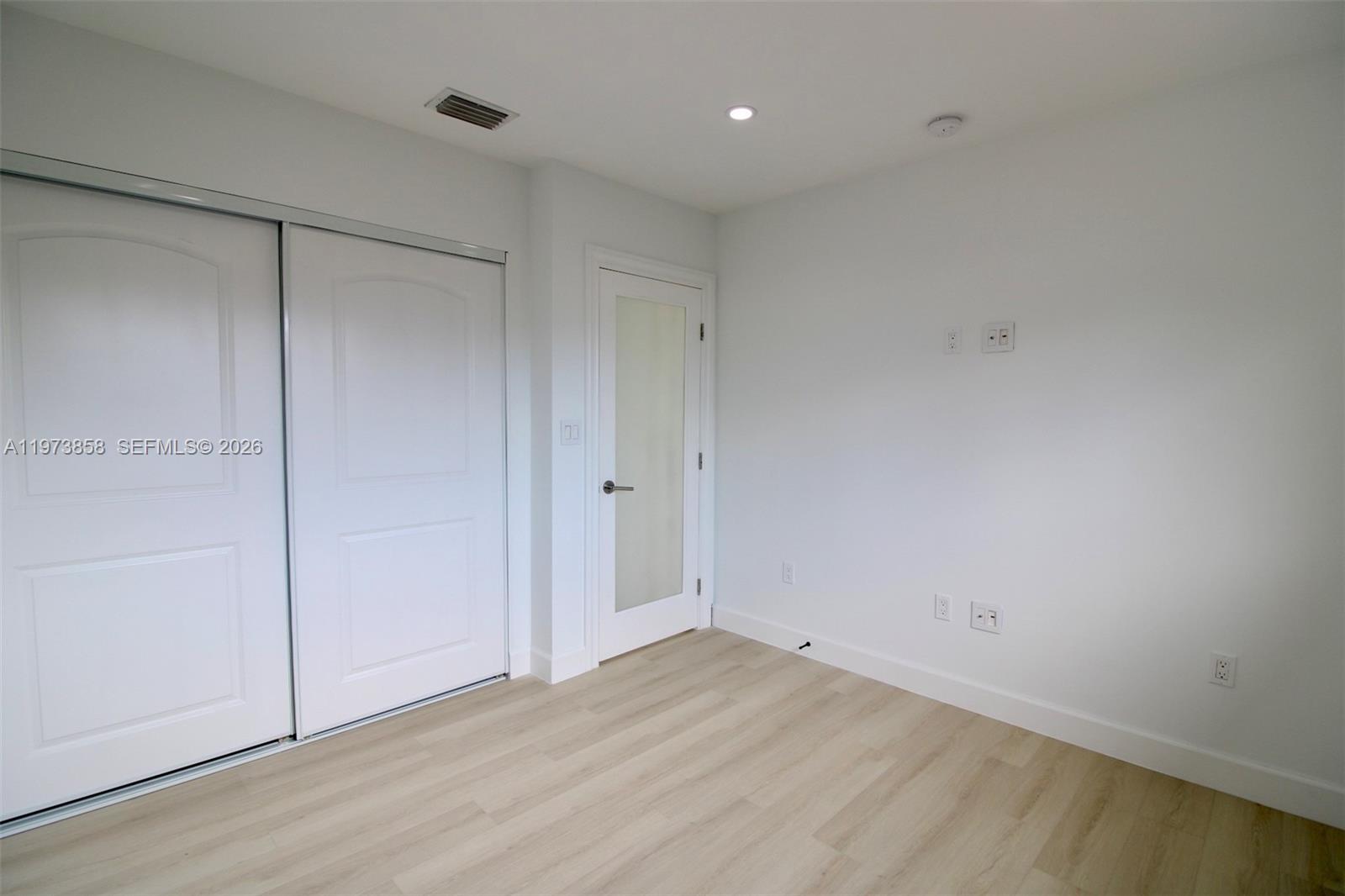 DIXIE ESTATES 1ST ADDN - Residential