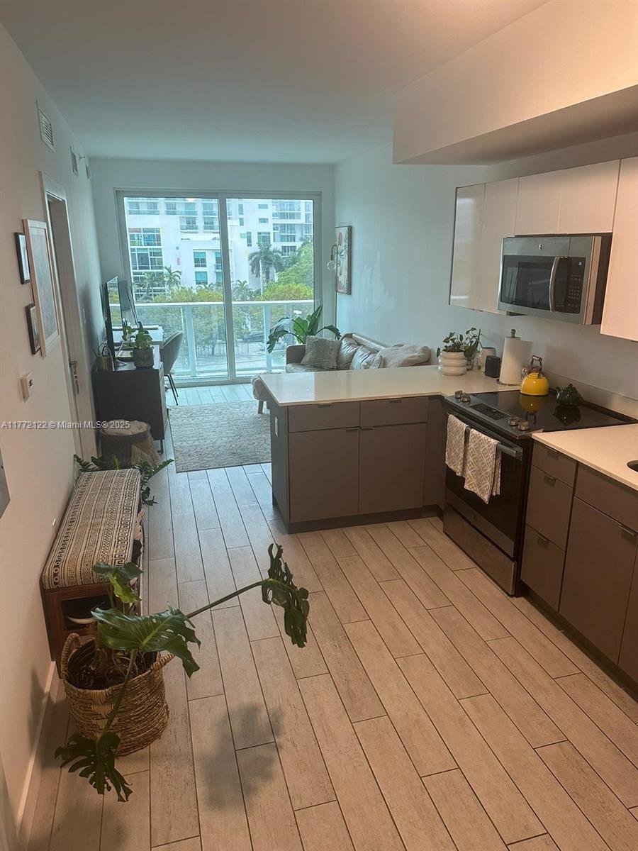 Rental Property at 321 Ne 26th St 511, Miami, Broward County, Florida - Bedrooms: 1 
Bathrooms: 1  - $2,250 MO.