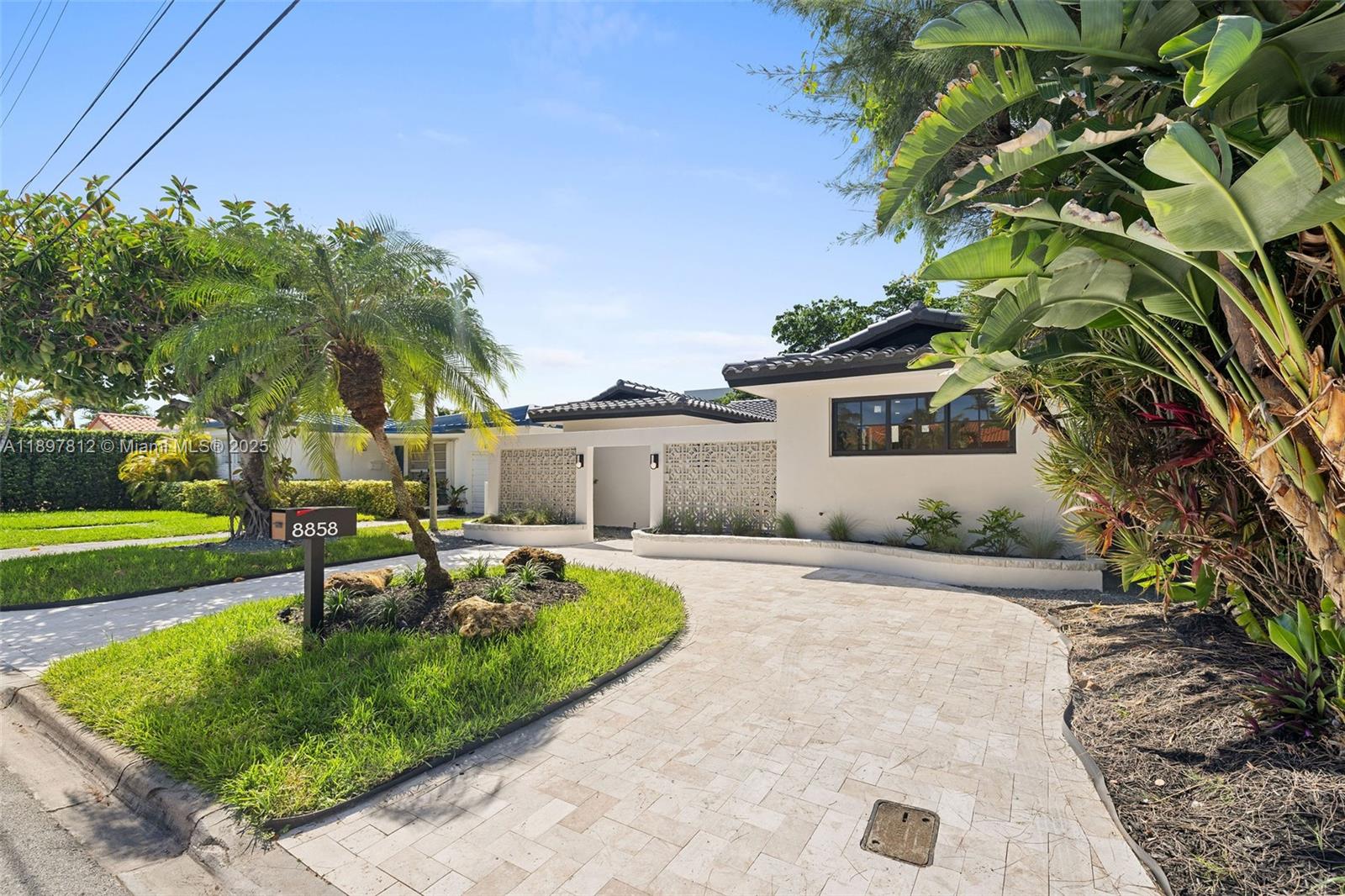 8858 Garland Ave