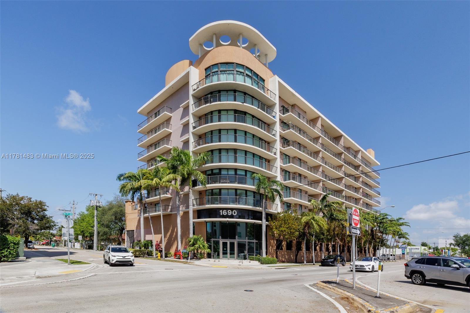 CORAL POINTE CONDO - Residential