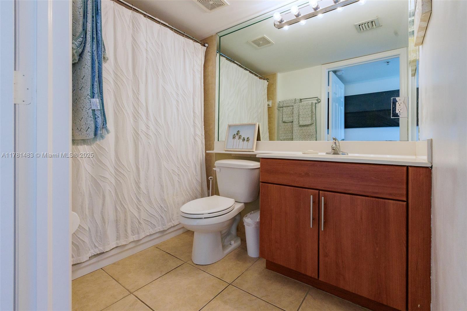 CORAL POINTE CONDO - Residential