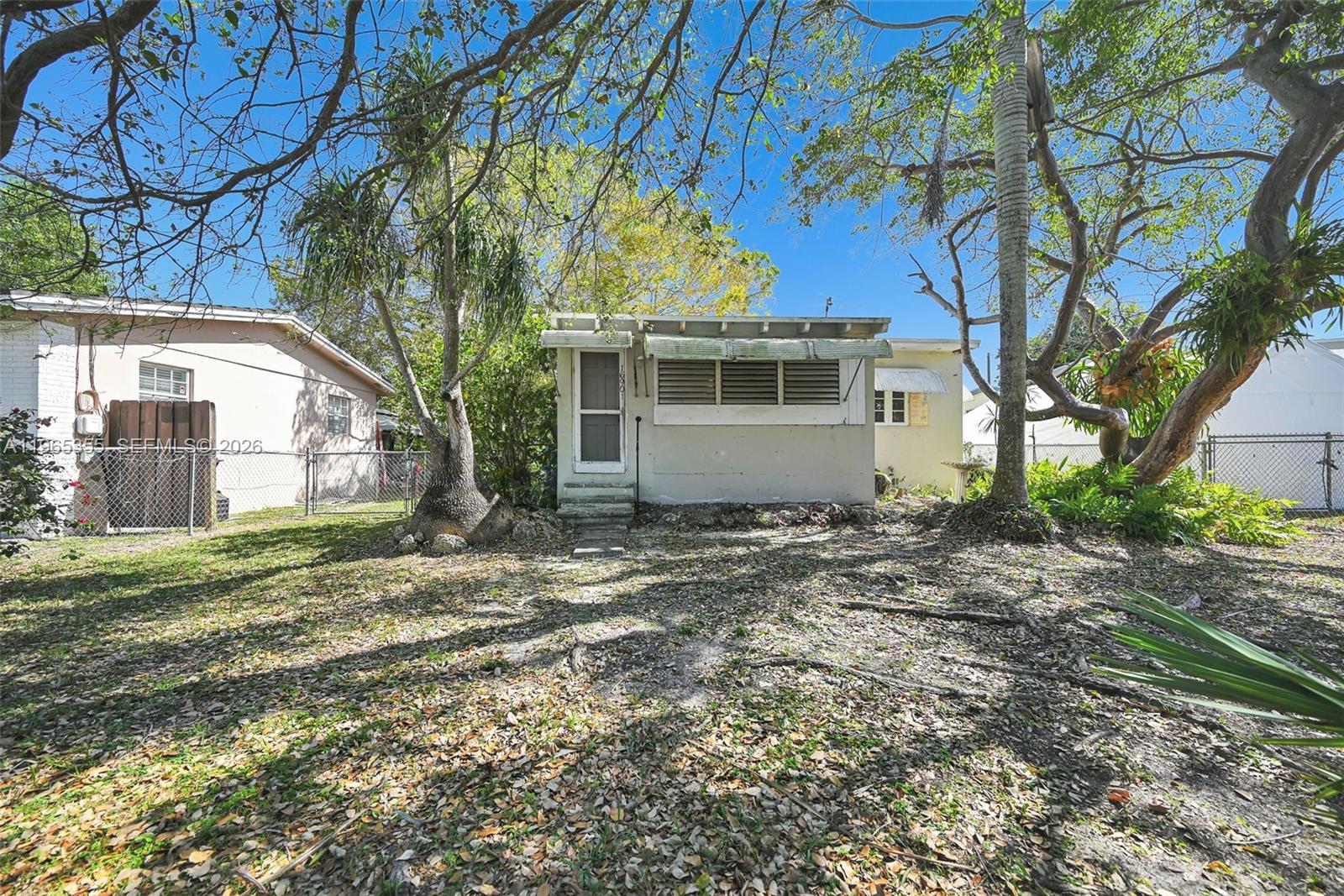 PERRINE HEIGHTS - Residential