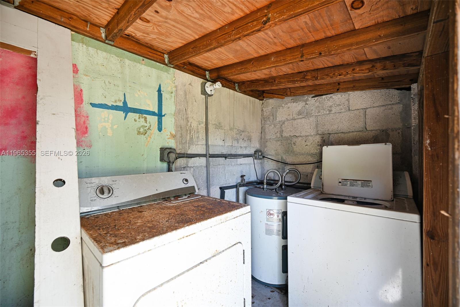 PERRINE HEIGHTS - Residential