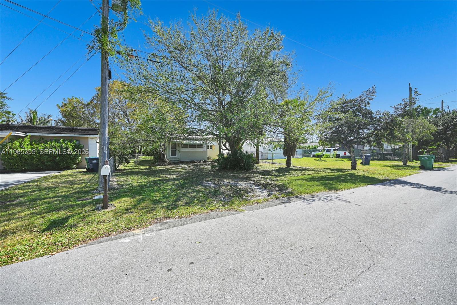 PERRINE HEIGHTS - Residential