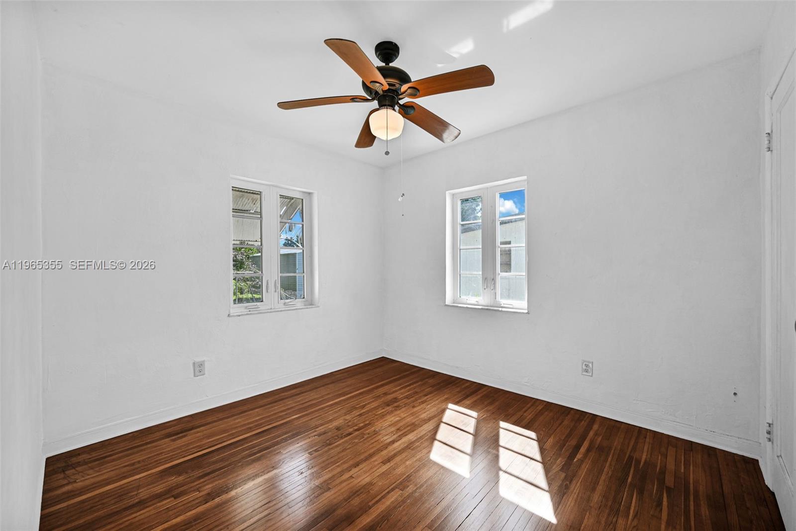 PERRINE HEIGHTS - Residential