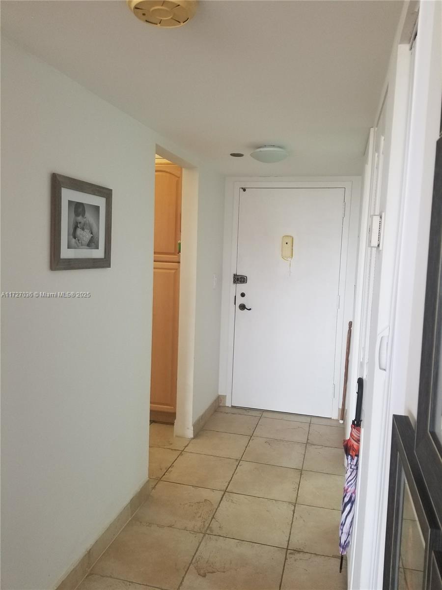 900 Saint Charles Pl 513