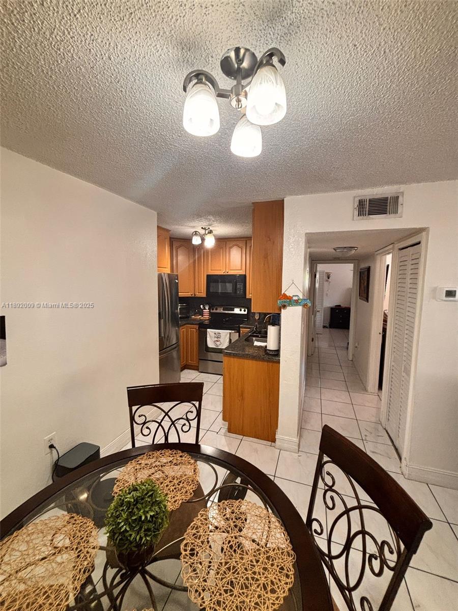 HIALEAH CONDO - Residential Lease
