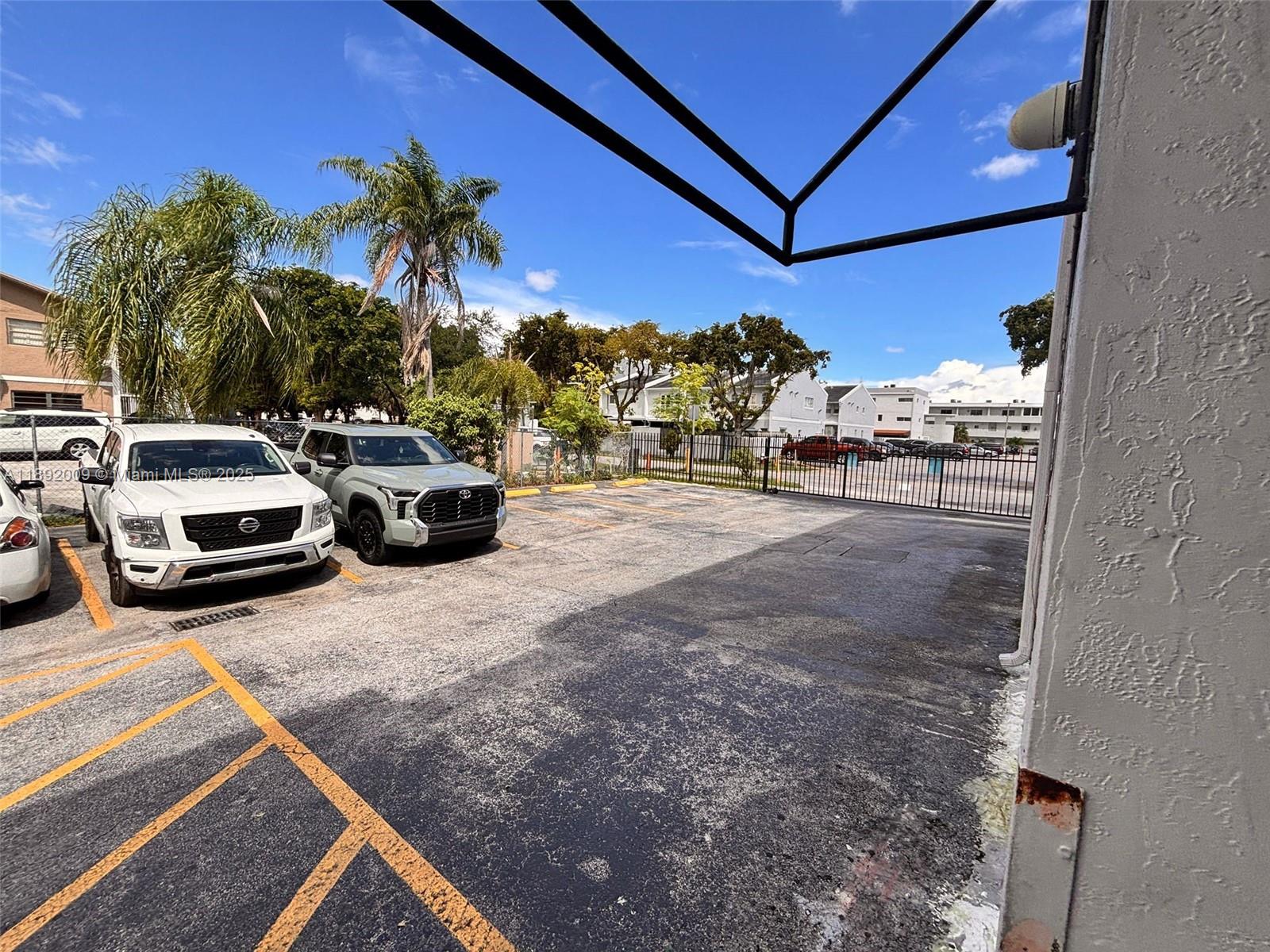 HIALEAH CONDO - Residential Lease