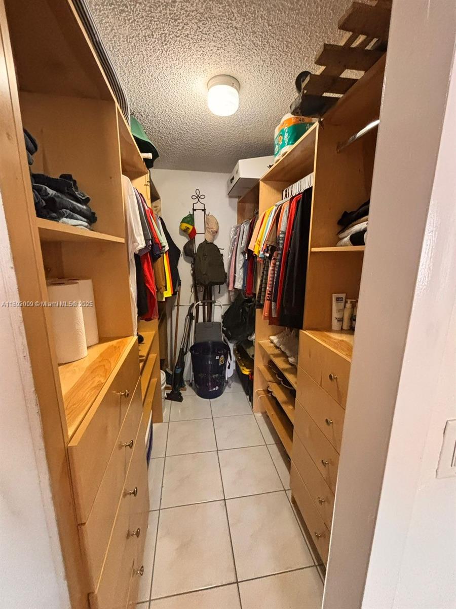 HIALEAH CONDO - Residential Lease