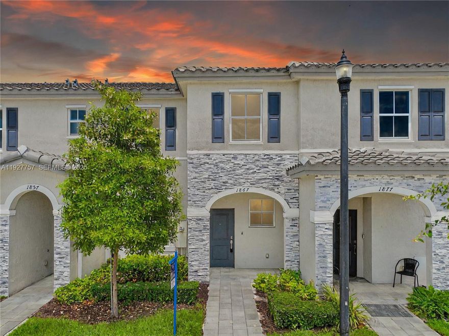 ***$15,000 CLOSING COST CREDIT!*** Beautiful 3BR/2.5BA townhome in the family-friendly Riviera at KeysGate. Open living, dining & kitchen layout—great for entertaining. Updated kitchen with stainless steel appliances, ample cabinetry & breakfast bar. Half bath and laundry downstairs for added convenience. Upstairs you’ll find the primary suite with en-suite bath & walk-in closet, plus 2 additional bedrooms and a full bath. Enjoy a private fenced backyard. Community amenities include clubhouse, pool, fitness center, and nearby parks. Close to shopping, dining, schools & the Florida Keys. Low HOA! Check out the 3D tour—May the Force be with you!