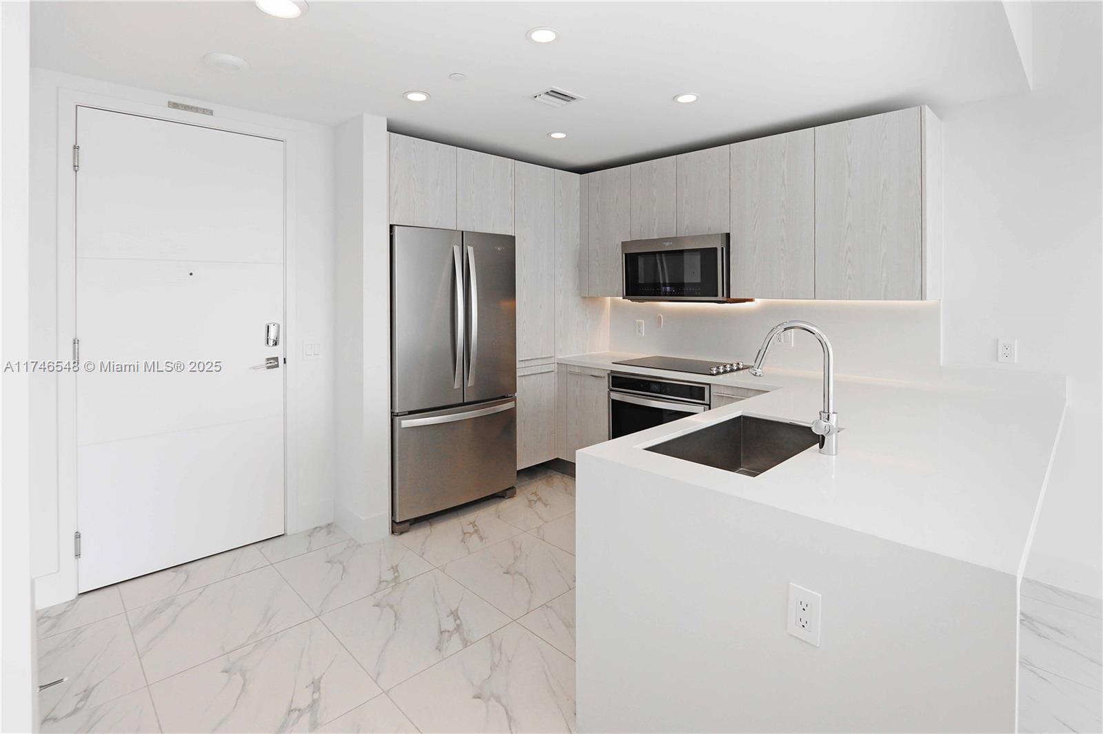 2000 Metropica Way 1708
