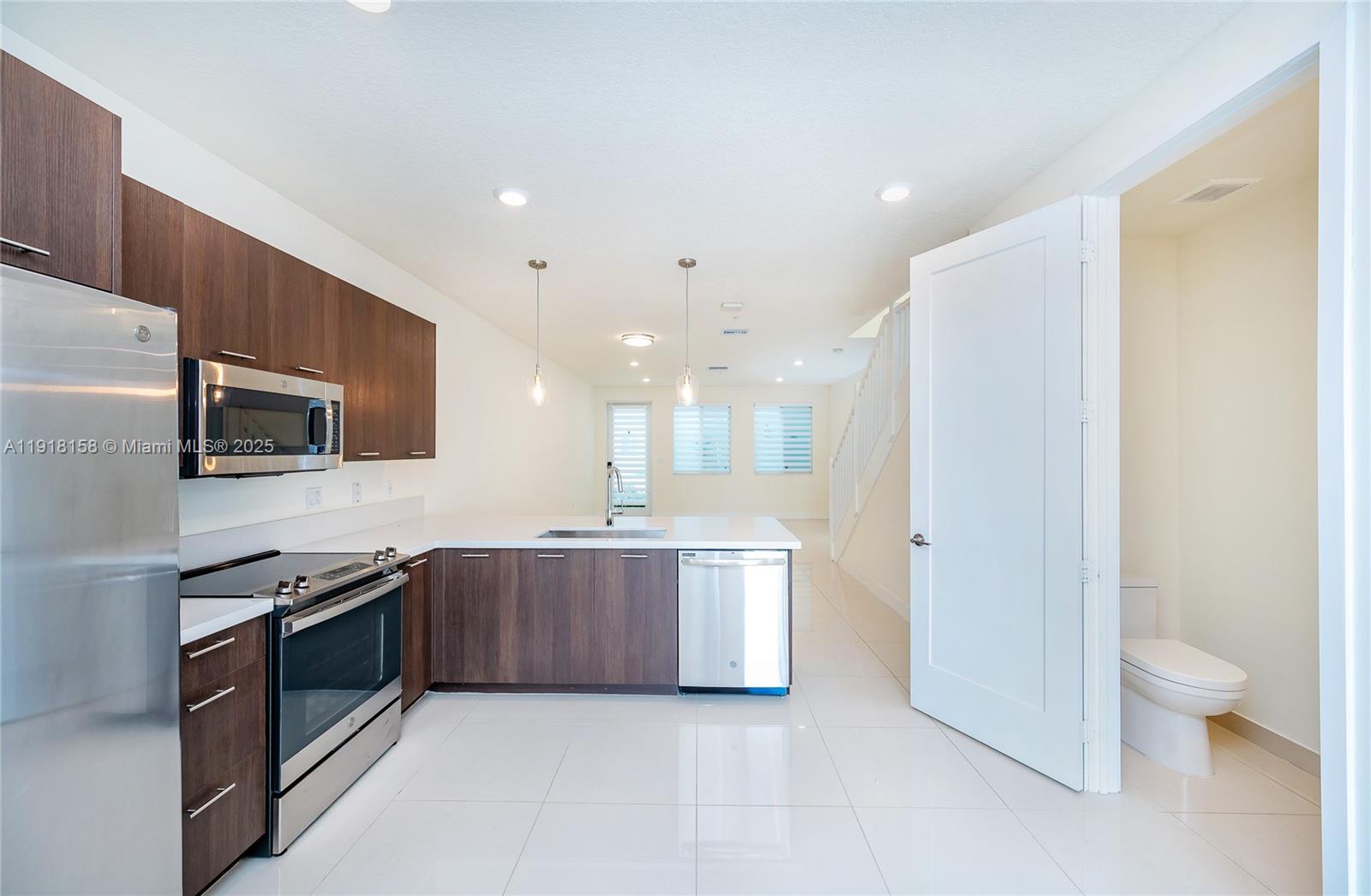 LANDMARK AT DORAL CONDO N - Residential