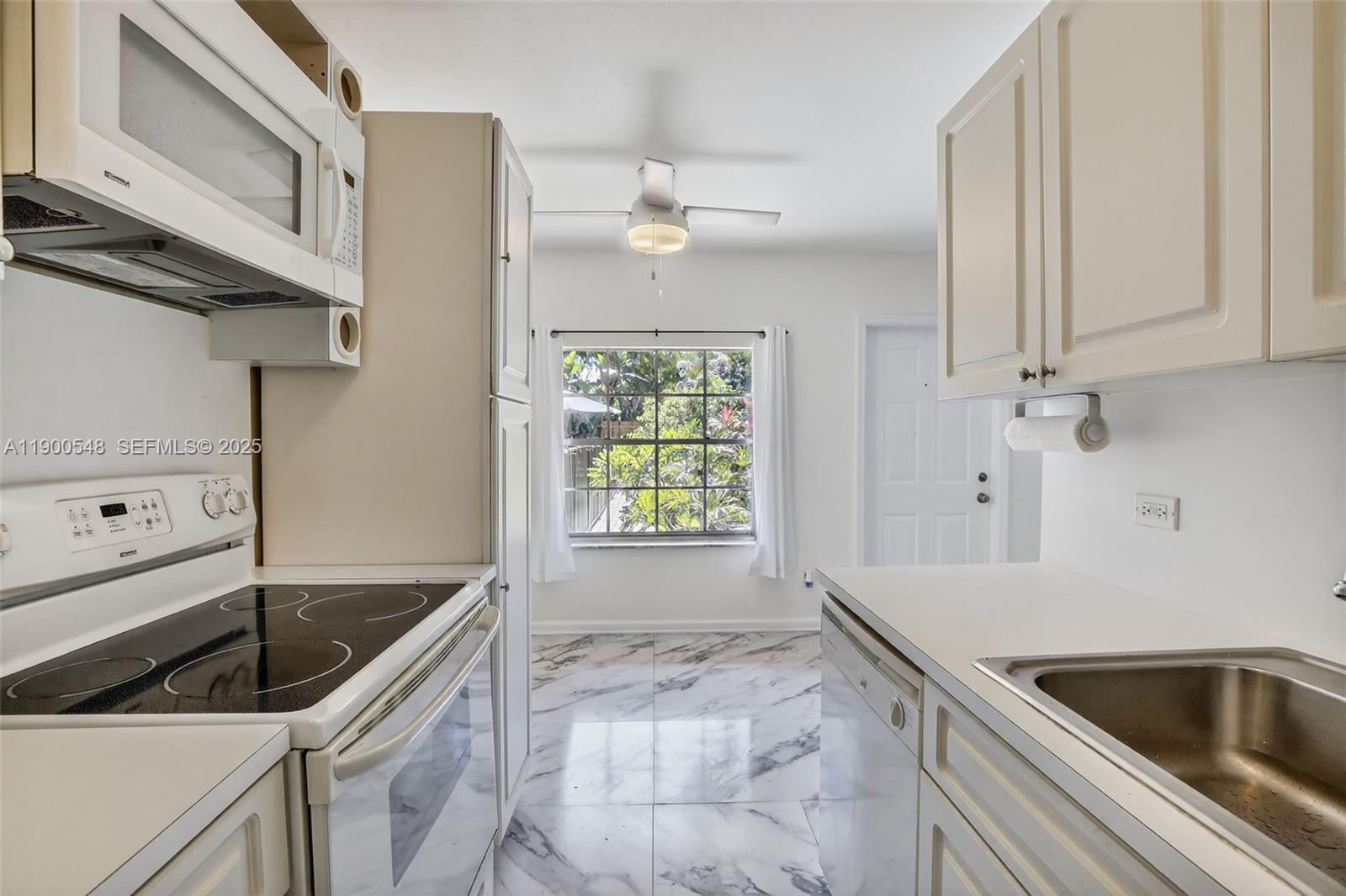 SEA BREEZE II CONDO - Residential Lease