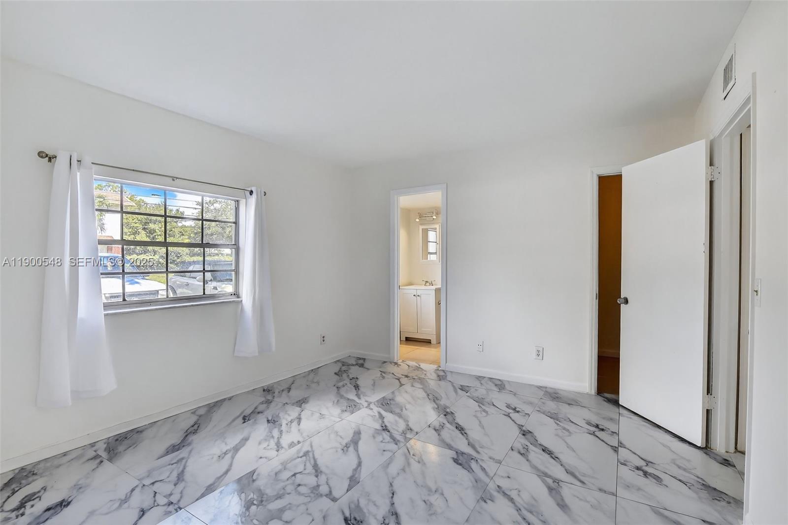 SEA BREEZE II CONDO - Residential Lease