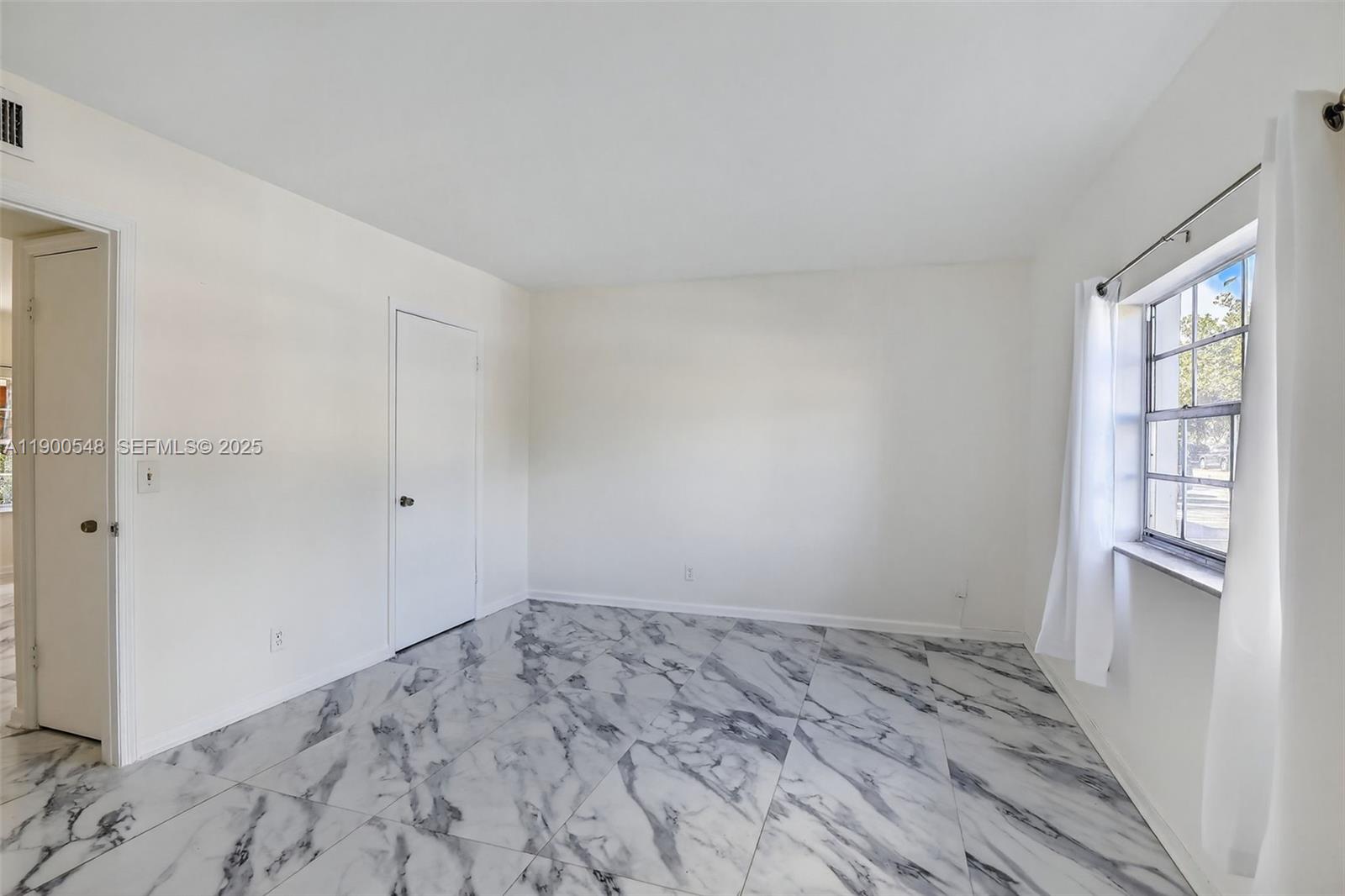 SEA BREEZE II CONDO - Residential Lease