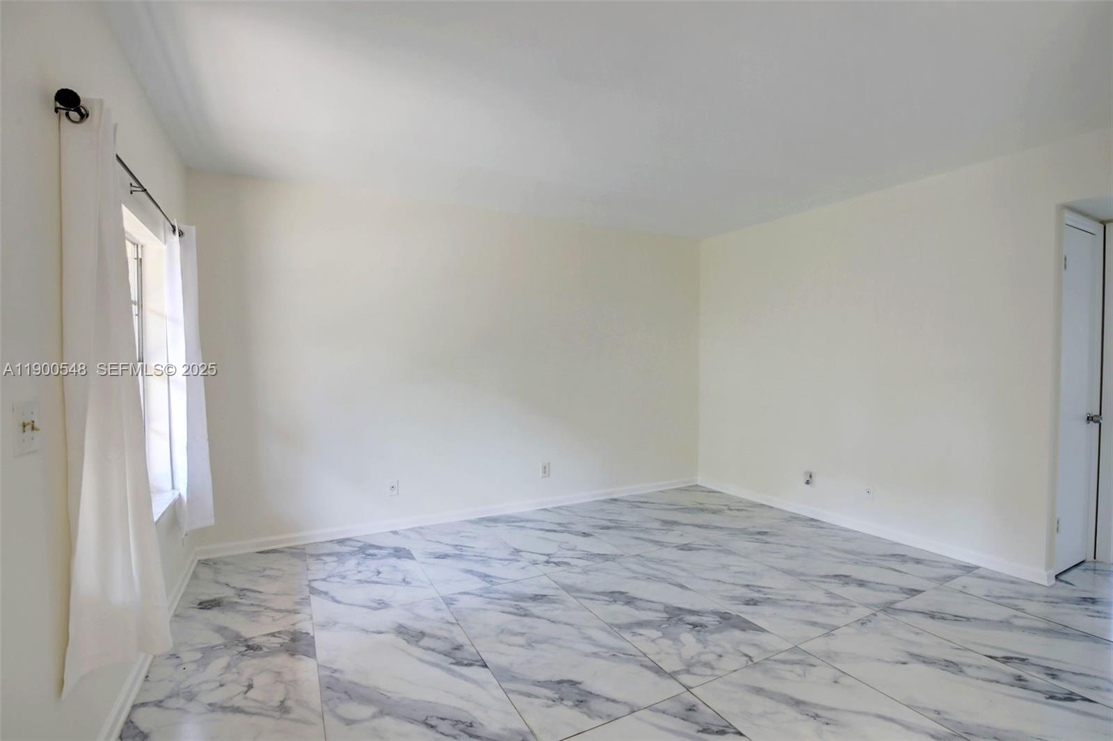 SEA BREEZE II CONDO - Residential Lease