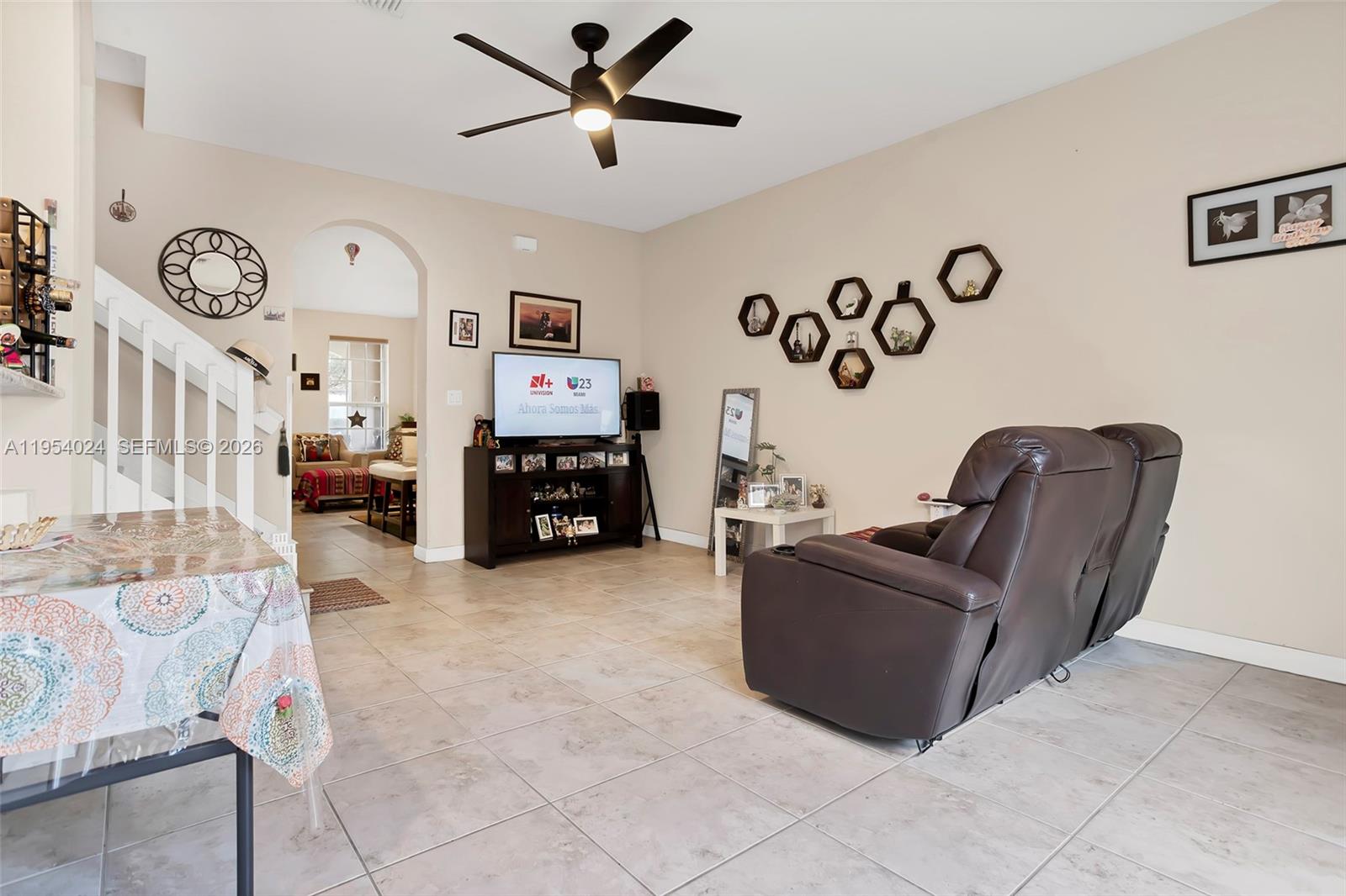 KENDALL COMMONS TOWNHOMES - Residential