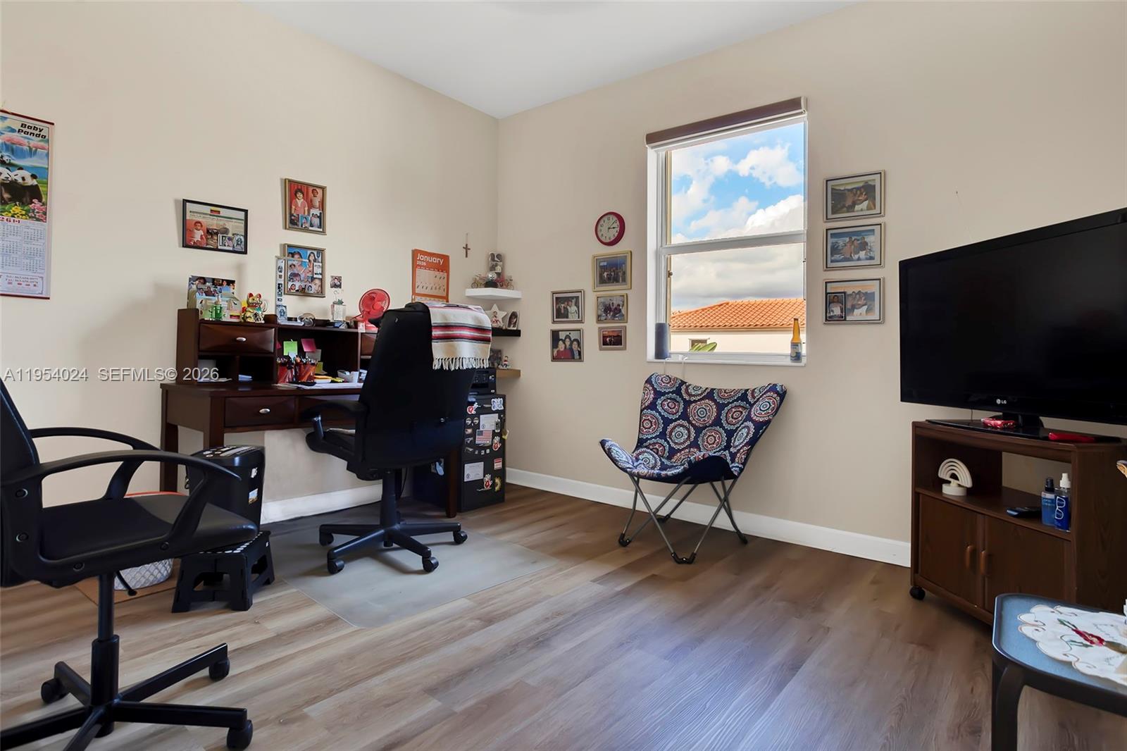 KENDALL COMMONS TOWNHOMES - Residential