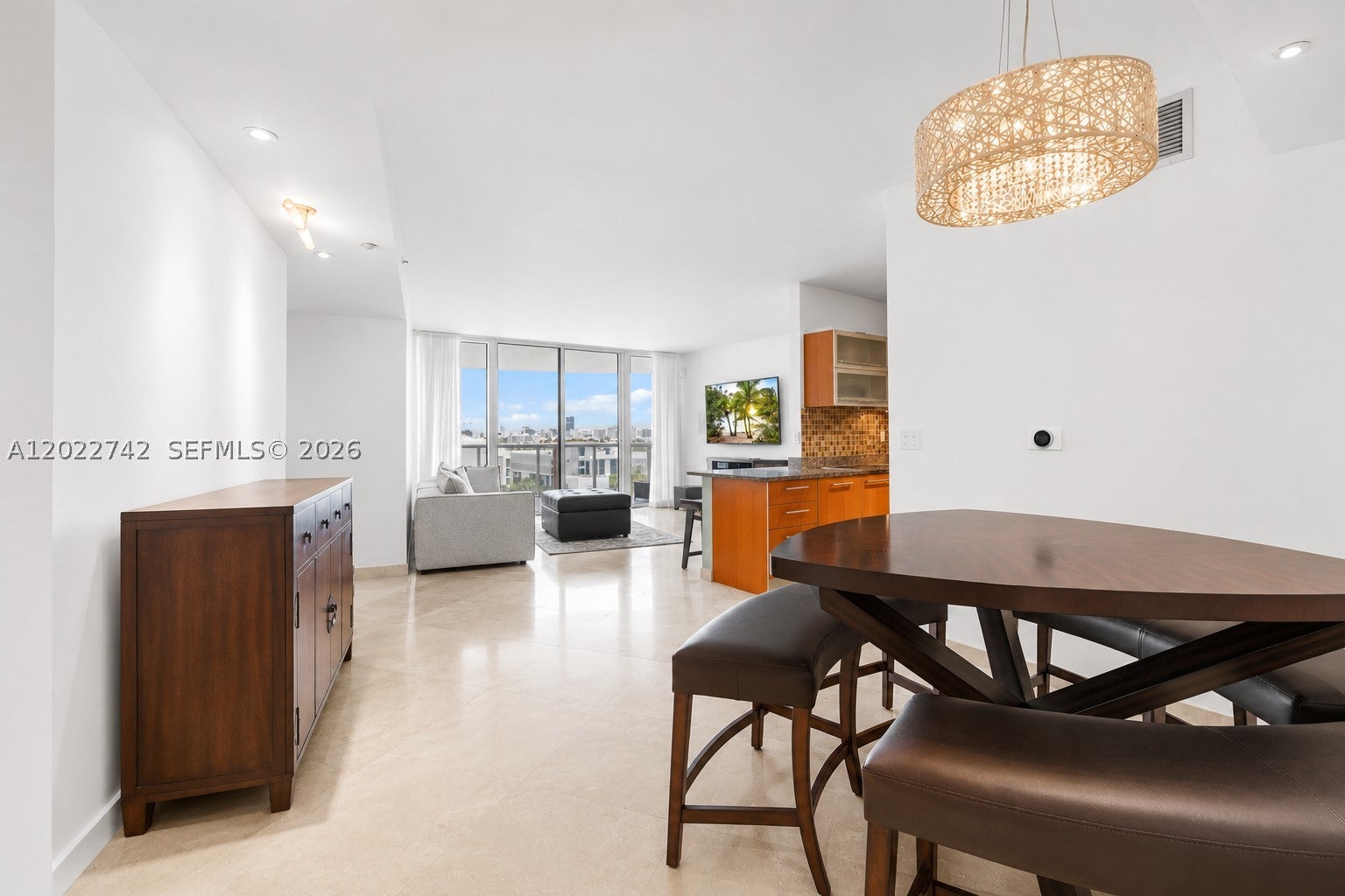 400 Alton Rd 907