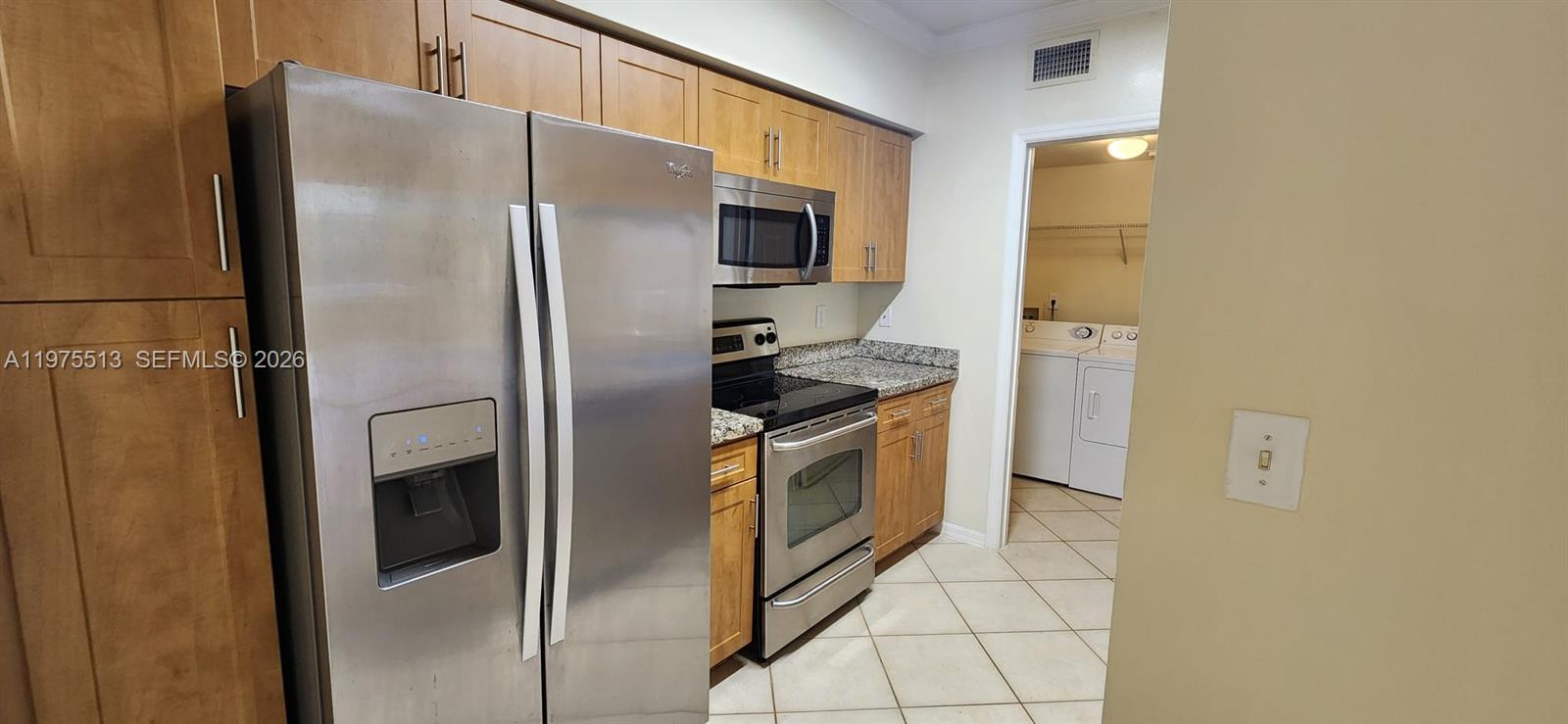 VILLAS AT EMERALD DUNES C - Residential Lease