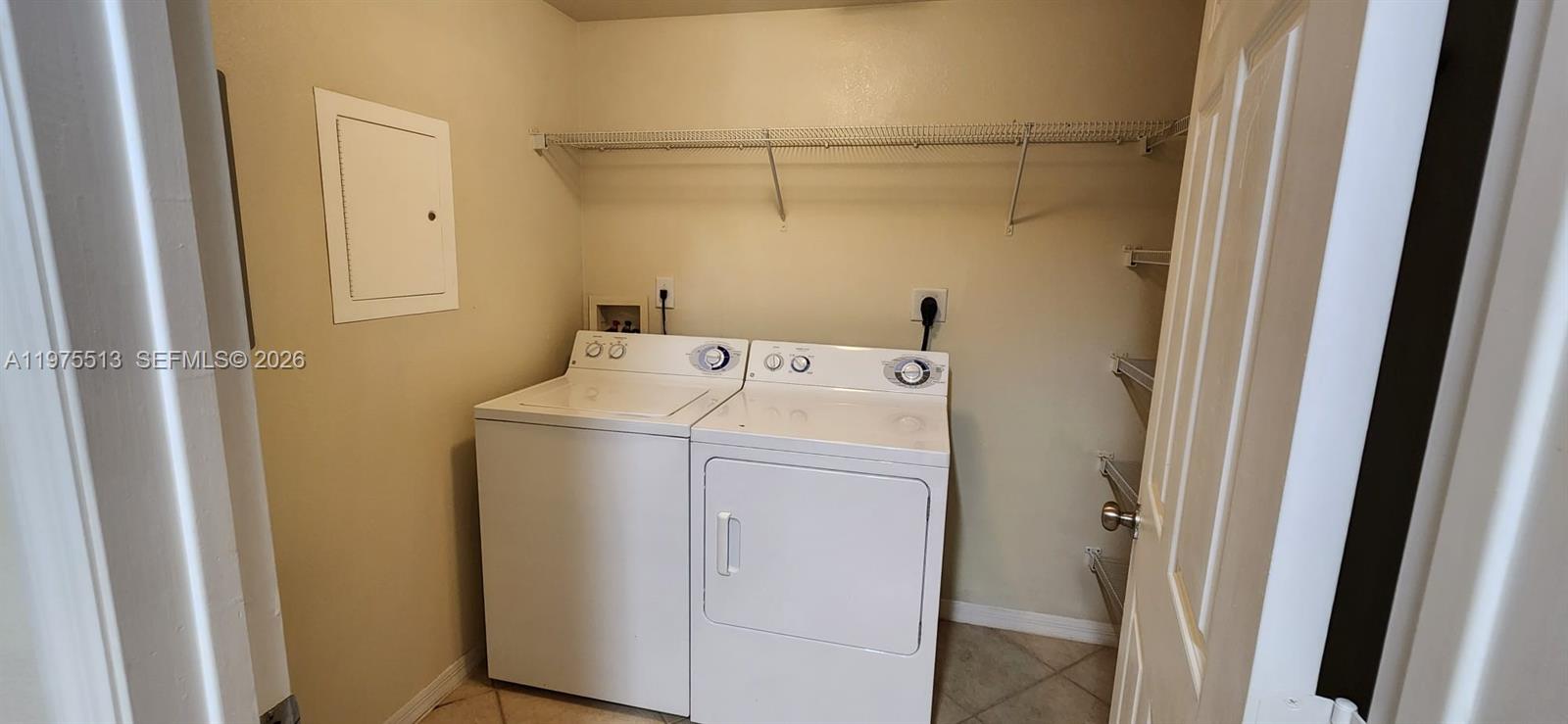 VILLAS AT EMERALD DUNES C - Residential Lease