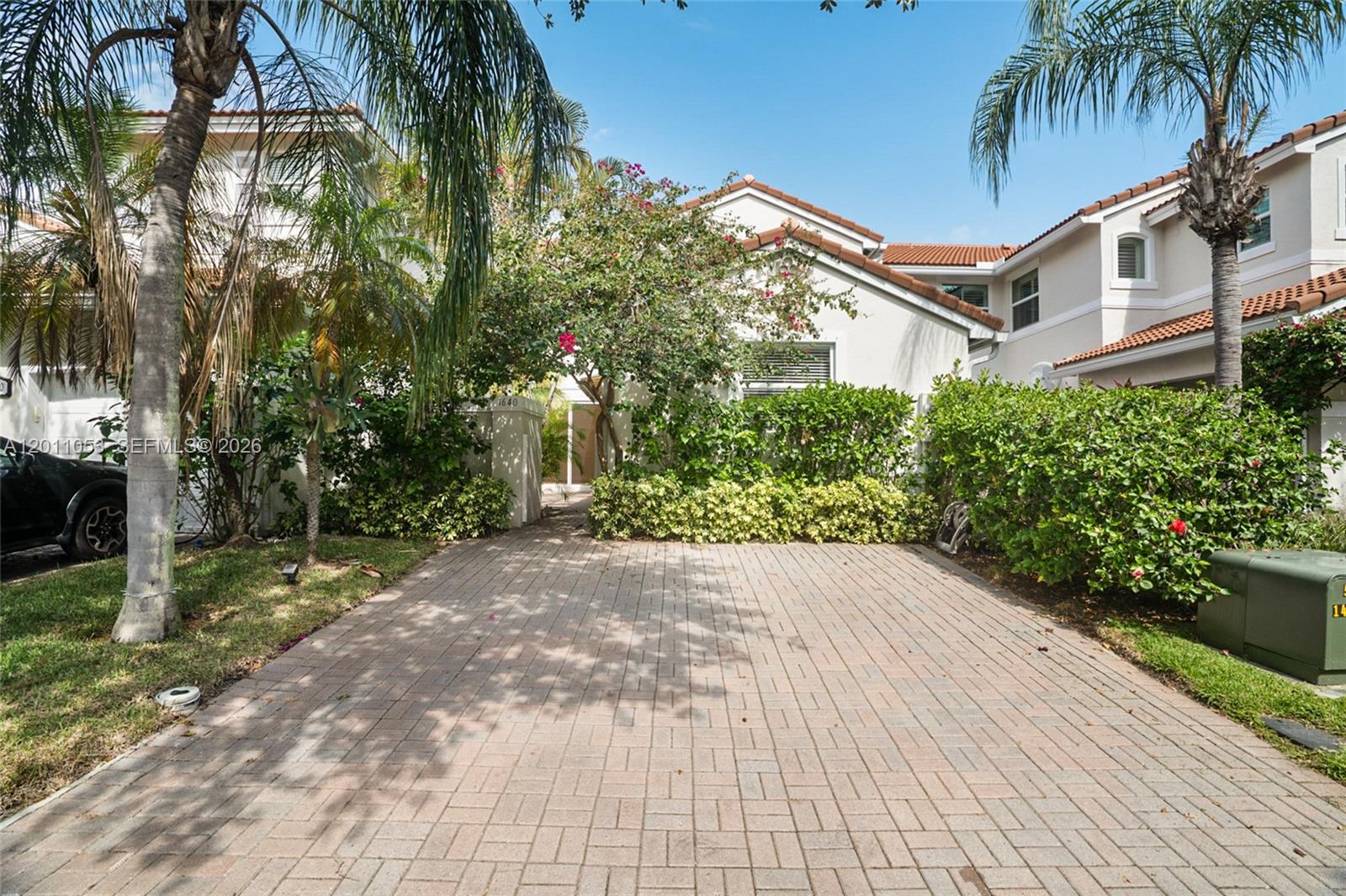 WEST LAKE VILLAGE PLAT - Residential