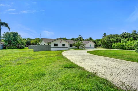Tiny photo for 22421 SW 184th Ave, Miami, FL 33170 (MLS # A12047710)