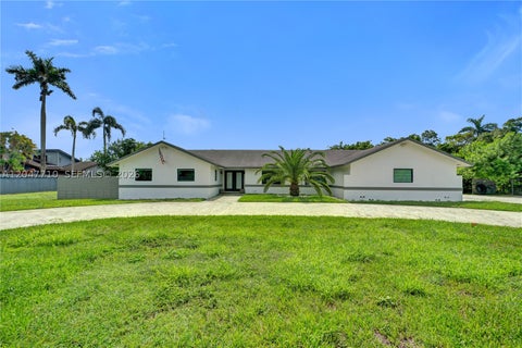 Tiny photo for 22421 SW 184th Ave, Miami, FL 33170 (MLS # A12047710)