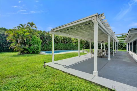 Tiny photo for 22421 SW 184th Ave, Miami, FL 33170 (MLS # A12047710)