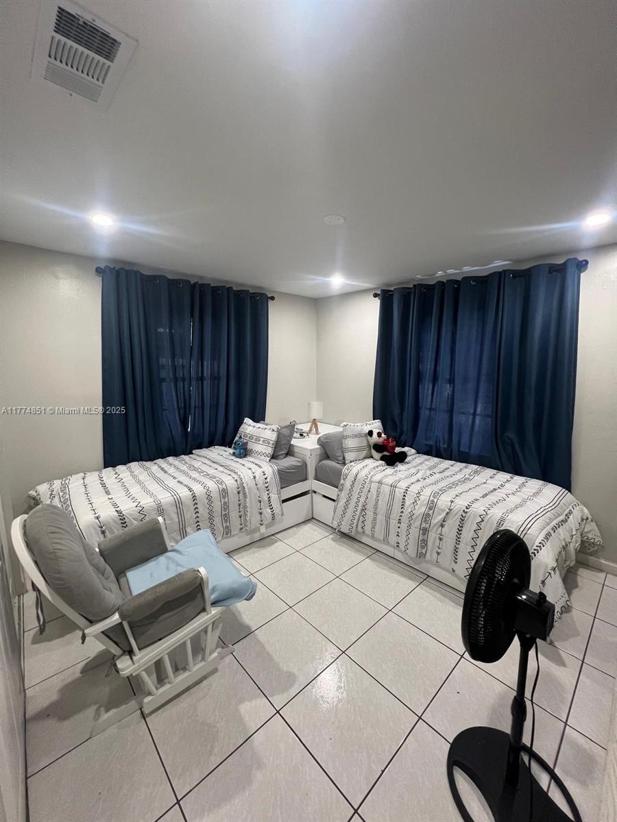 NICHOLS HEIGHTS - Residential