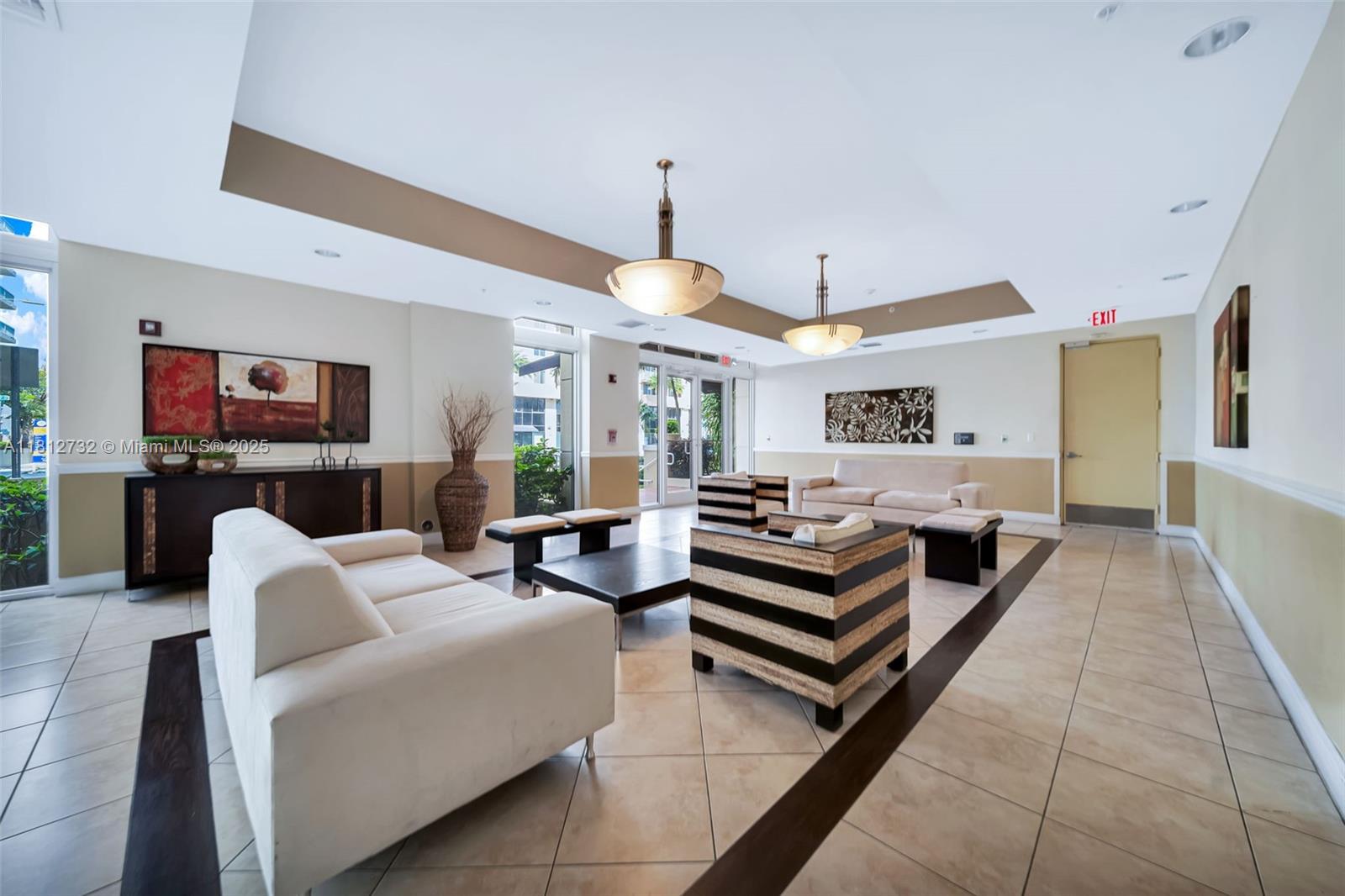 CATALONIA CONDO - Residential Lease