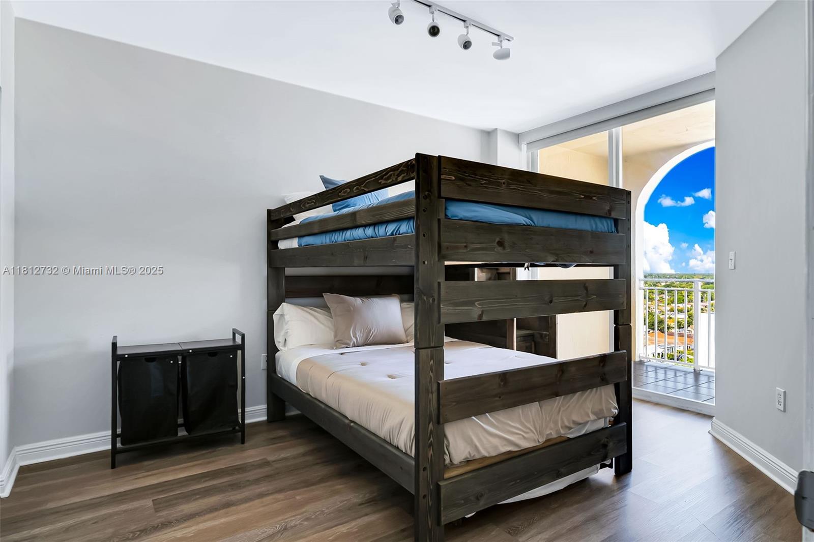 CATALONIA CONDO - Residential Lease