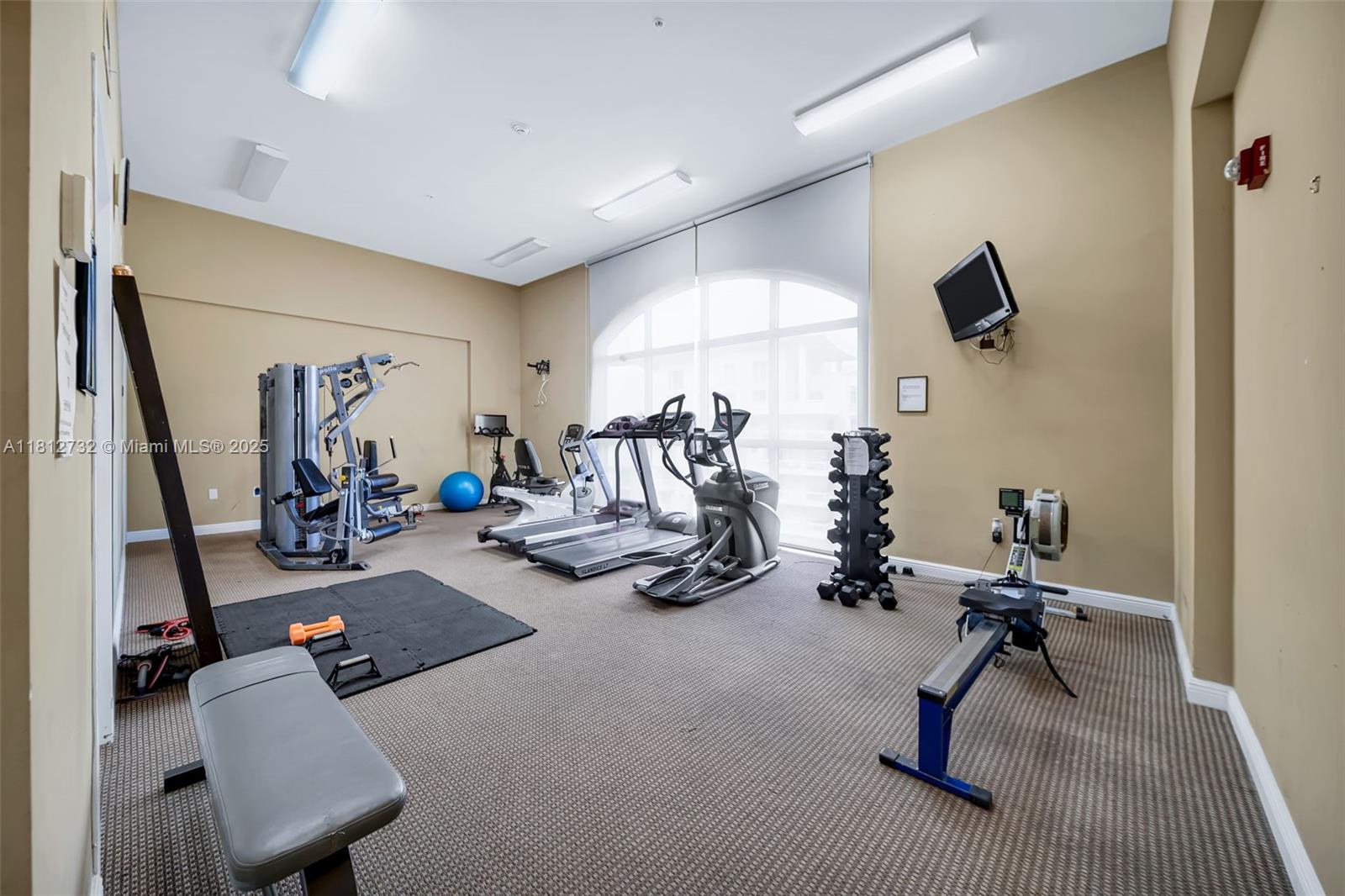 CATALONIA CONDO - Residential Lease