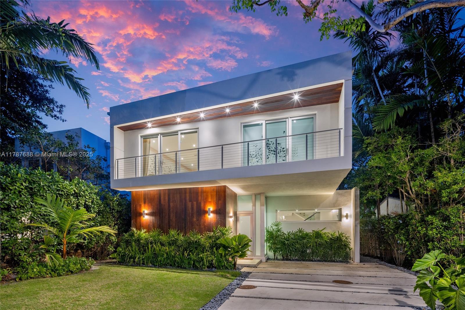 Property for Sale at 4039 Ventura Ave, Miami, Broward County, Florida - Bedrooms: 5 
Bathrooms: 5  - $5,250,000