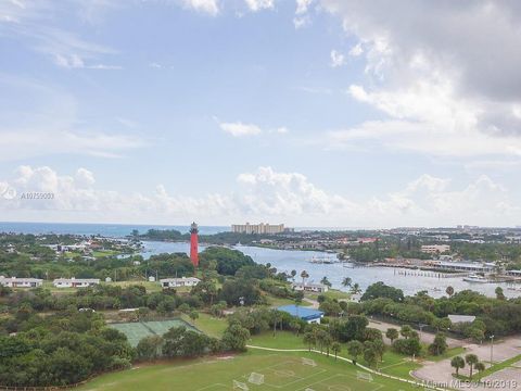 A home in Jupiter Inlet Colony