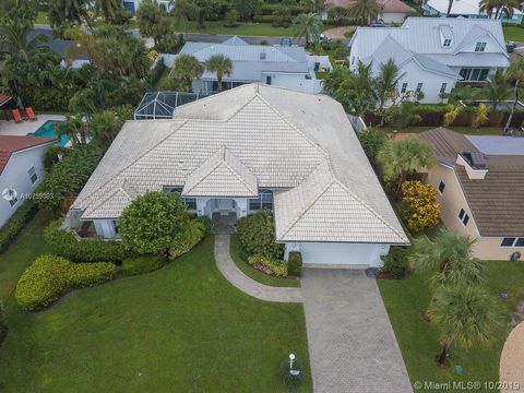 A home in Jupiter Inlet Colony