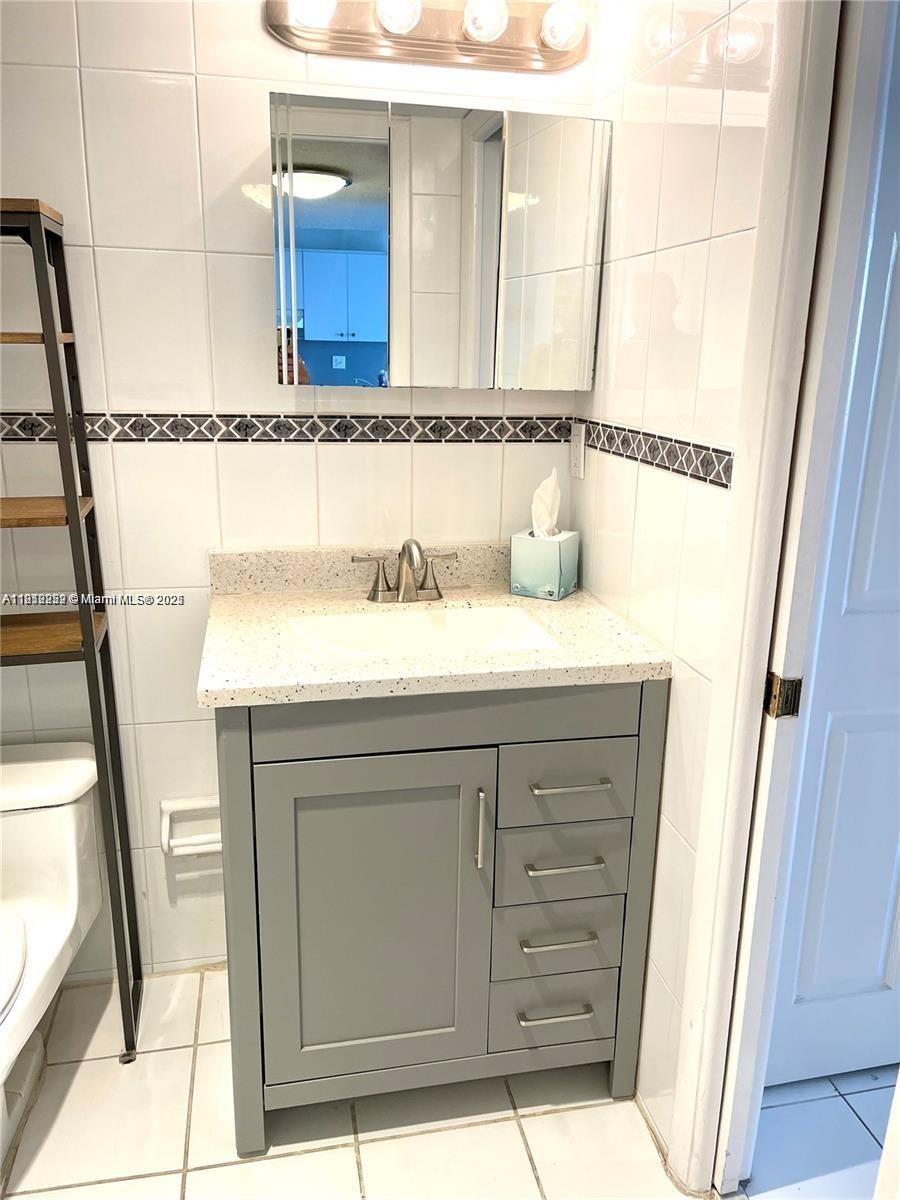 OCEAN POINT CONDO - Residential Lease