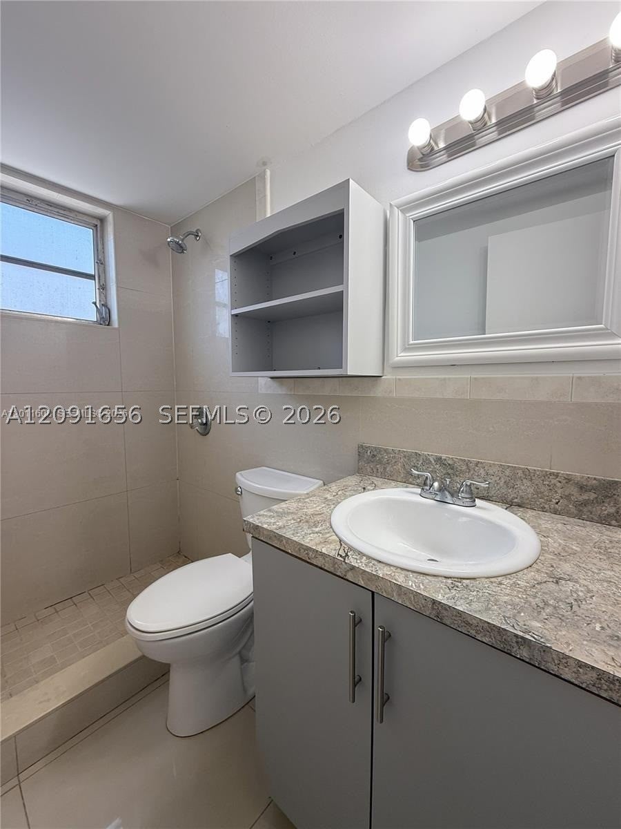 4410 W Flagler St 111