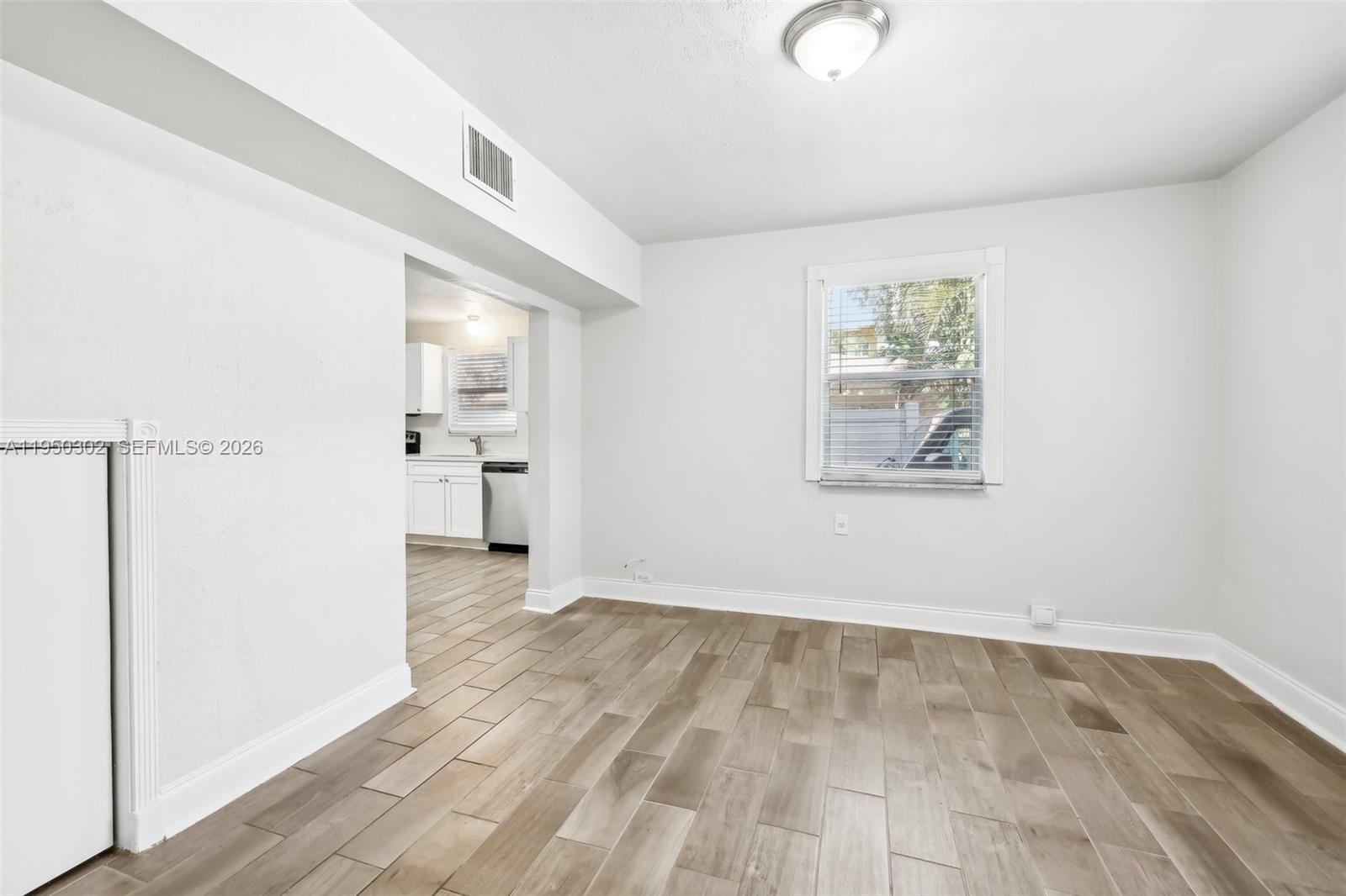 LAKE WORTH TOWN OF - Residential