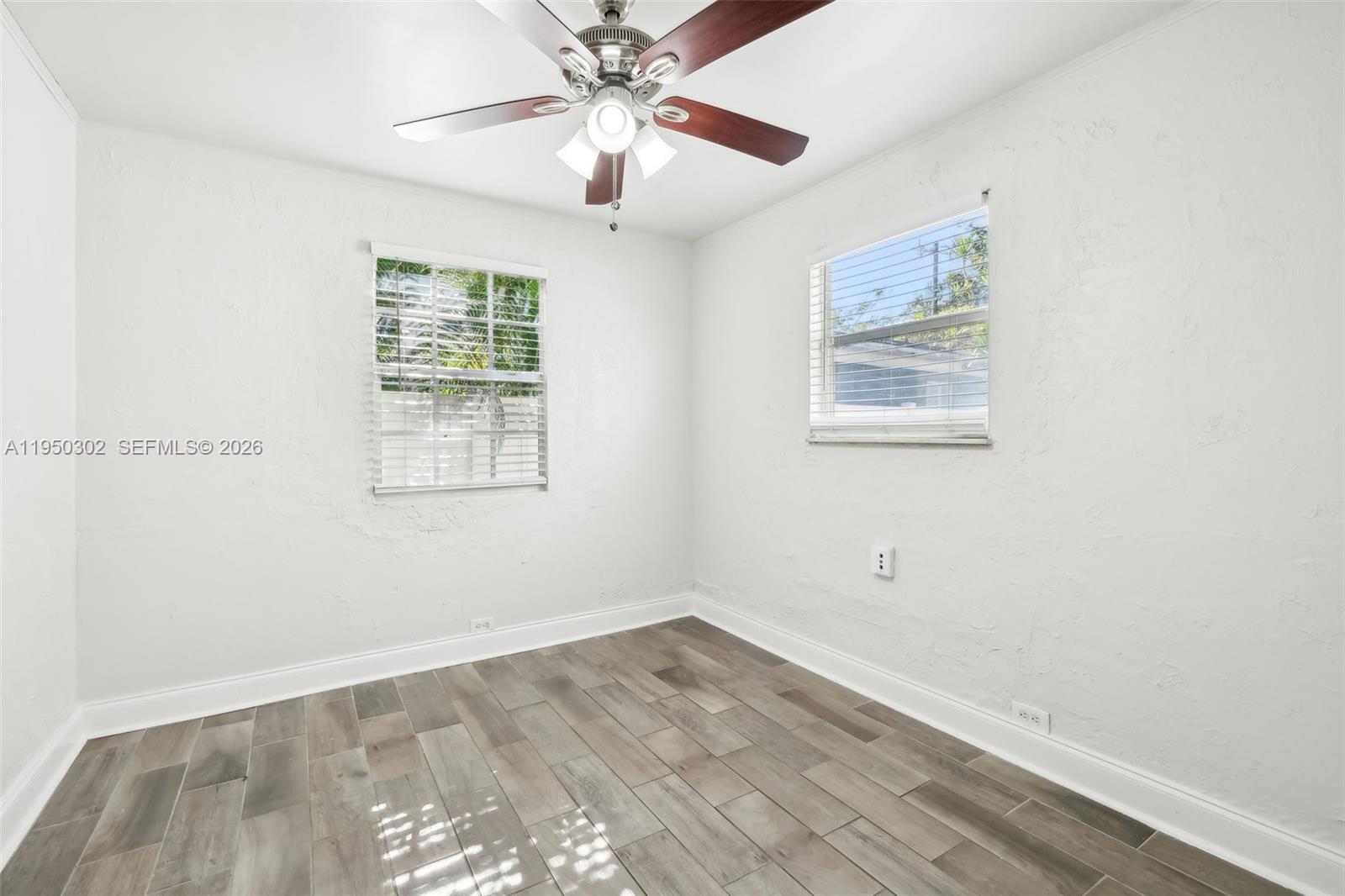 LAKE WORTH TOWN OF - Residential